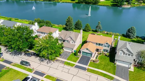 View/Area - 14053 S Lakeridge Dr, Plainfield, IL 60544 photo 2 of 7