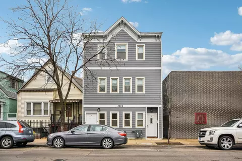 3806 W Armitage Ave, Chicago, IL 60647