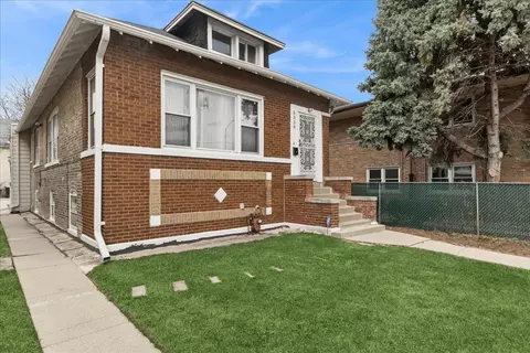 5338 N Kedzie Ave, Chicago, IL 60625