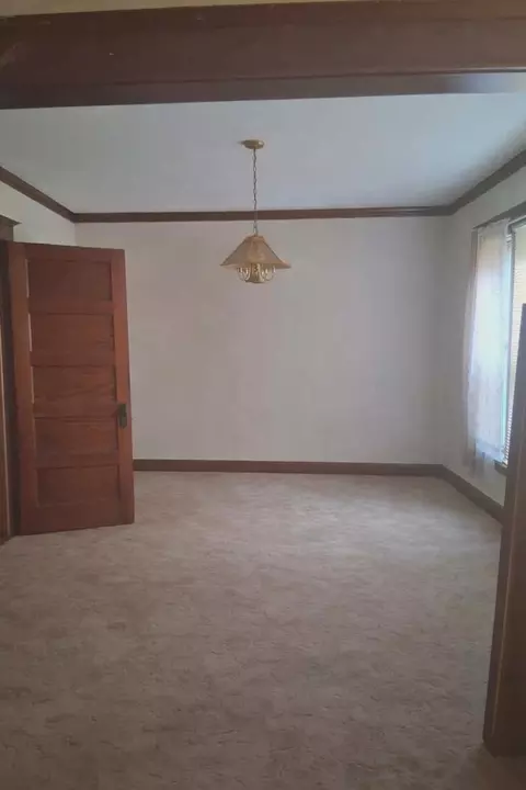 1231 S Float Ave, Freeport, IL 61032 photo 3