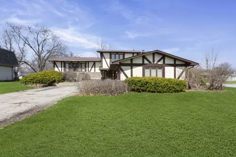 1400 Palmer St, Downers Grove, IL 60516