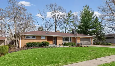 1224 Foothill Dr, Champaign, IL 61821