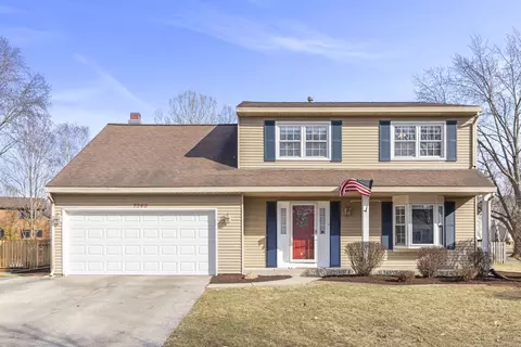 2240 Mecan Dr, Naperville, IL 60564