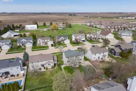 View/Area - 3291 Red Jasper St, Normal, IL 61761 photo 6 of 9