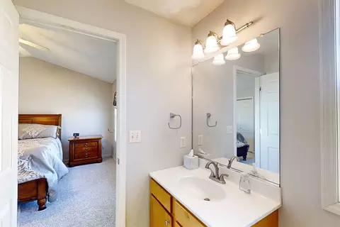 Bath - 3291 Red Jasper St, Normal, IL 61761 photo 4 of 6