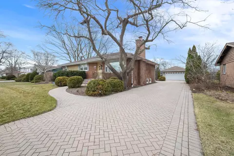 Exterior - 8225 Lorel Ave, Burbank, IL 60459 photo 2 of 7