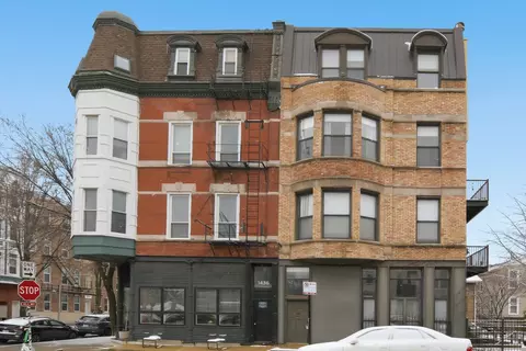 1432 W Erie St #3R, Chicago, IL 60642
