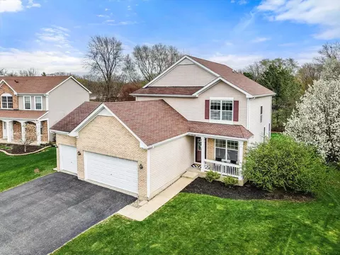 2936 Ellsworth Dr, Yorkville, IL 60560