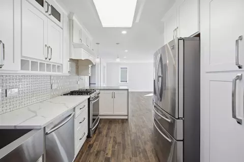 Kitchen - 1020 Hill Ave, Elgin, IL 60120 photo 2 of 2