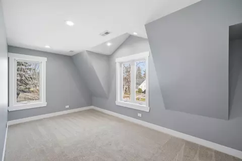 Bedroom - 1020 Hill Ave, Elgin, IL 60120 photo 5 of 6