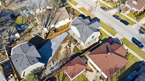 View/Area - 1020 Hill Ave, Elgin, IL 60120 photo 3 of 6