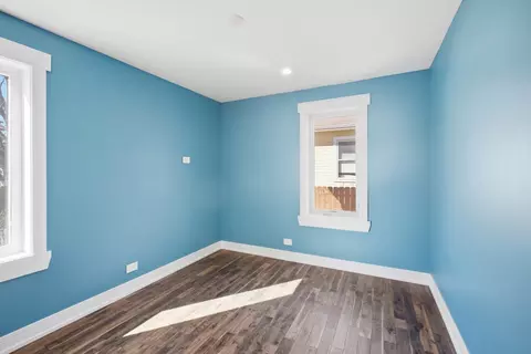 Bedroom - 1020 Hill Ave, Elgin, IL 60120 photo 1 of 6