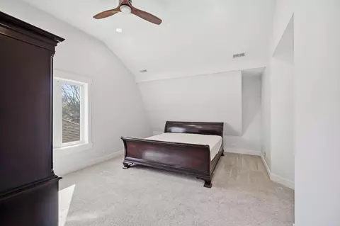 Bedroom - 1020 Hill Ave, Elgin, IL 60120 photo 4 of 6