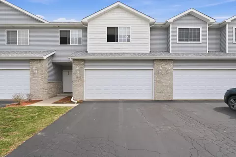 1952 Waters Edge Dr, Minooka, IL 60447
