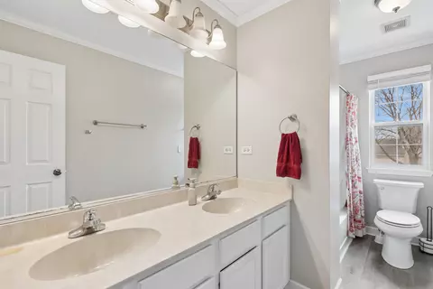 Bath - 717 Deames St, Plano, IL 60545 photo 2 of 2