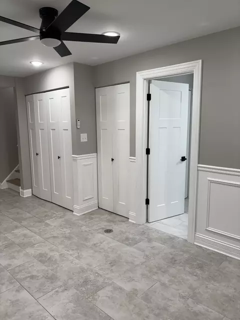 Entry Way - 2150 E 93rd St, Chicago, IL 60617 photo 1 of 1