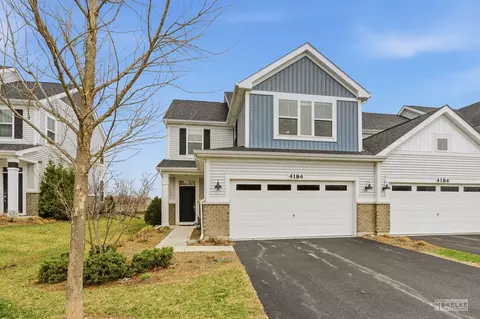 4184 Calder Ln, Aurora, IL 60504