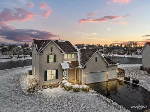 1811 Brockway Pond Ct, Joliet, IL 60431