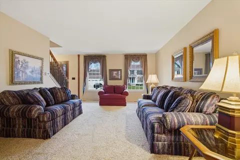 1209 Hanson Dr, Normal, IL 61761 photo 14