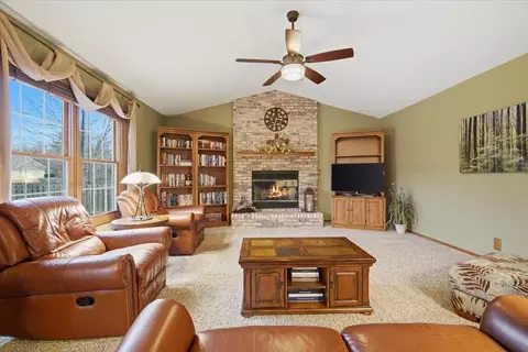 1209 Hanson Dr, Normal, IL 61761 photo 10