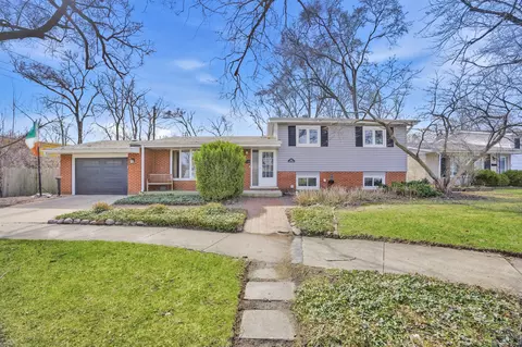 2311 Clyde Ter, Homewood, IL 60430