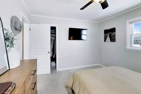 Bedroom - 315 S Morgan Ave, Wheaton, IL 60187 photo 2 of 5