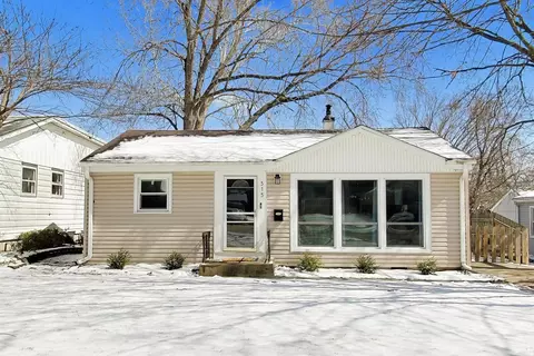 315 S Morgan Ave, Wheaton, IL 60187