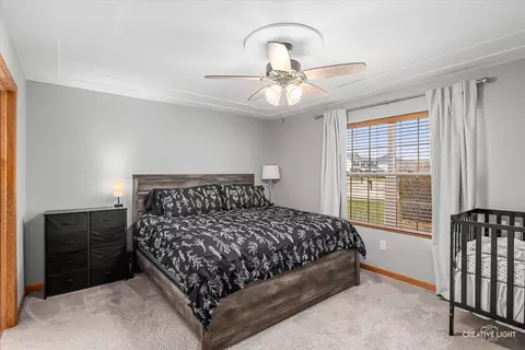 Bedroom - 2068 Locust Rd, Morris, IL 60450 photo 3 of 4