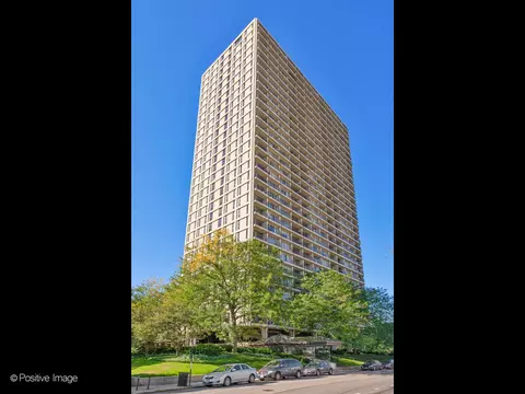 1960 N Lincoln Park W #710, Chicago, IL 60614