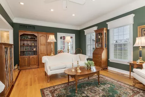 Living - 3 Jill Ct, Bloomington, IL 61701 photo 1 of 8