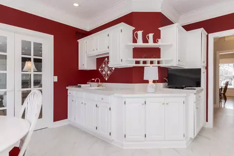 Kitchen - 3 Jill Ct, Bloomington, IL 61701 photo 5 of 7
