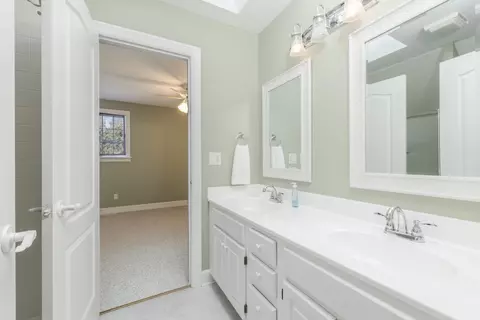 Bath - 3 Jill Ct, Bloomington, IL 61701 photo 1 of 7
