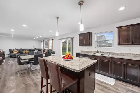 Kitchen - 1978 Stapleton Rd, New Lenox, IL 60451 photo 2 of 3