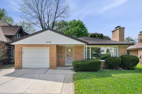2648 Western Ave, Highland Park, IL 60035