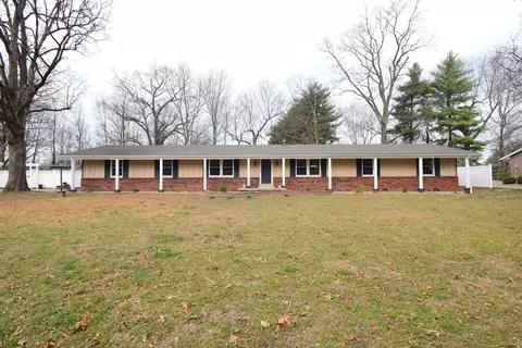 4 Webster Hill Ests, Mount Vernon, IL 62864