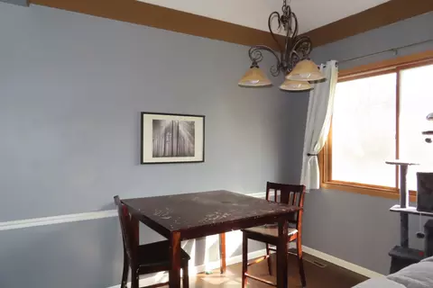 Dining - 509 Silbury Ct, Mchenry, IL 60050 photo 1 of 3