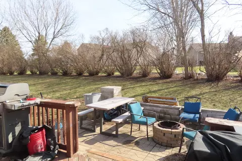 Exterior - 509 Silbury Ct, Mchenry, IL 60050 photo 4 of 5