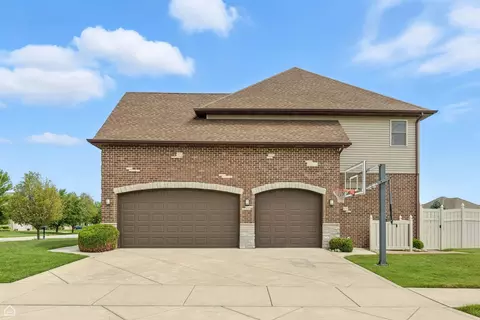 Exterior - 9875 Aster Cv, Saint John, IN 46373 photo 9 of 9