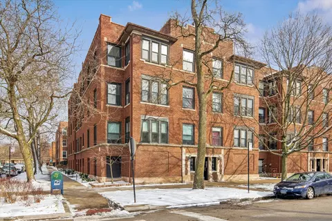 7035 N Greenview Ave #3S, Chicago, IL 60626