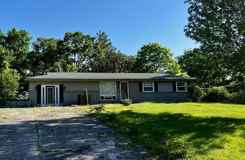 33 Westwood Dr, Mount Vernon, IL 62864