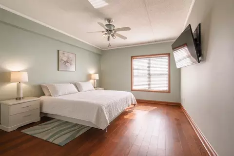 Bedroom - 153 Pointe Dr #201, Northbrook, IL 60062 photo 1 of 1