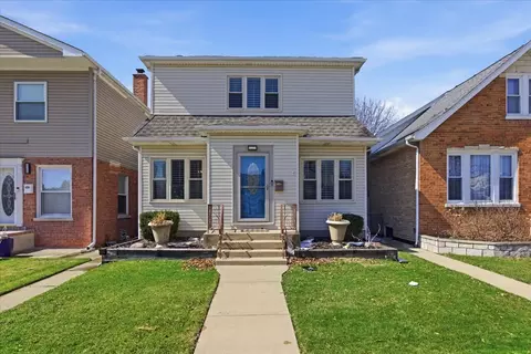 3804 N Pioneer Ave, Chicago, IL 60634