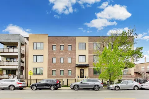 2317 W Armitage Ave #1W, Chicago, IL 60647