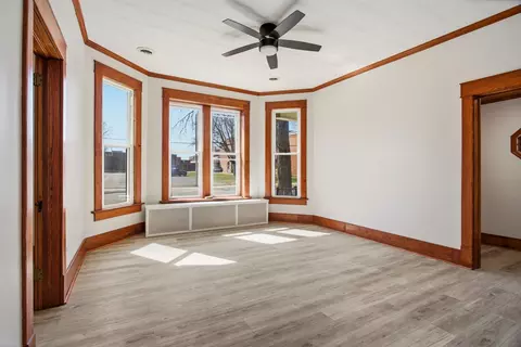 Living - 214 E William St, Monticello, IL 61856 photo 3 of 7