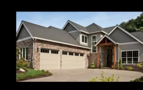 7213 Briar Dr, Spring Grove, IL 60081