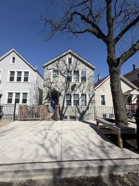 2010 W Cullerton St, Chicago, IL 60608