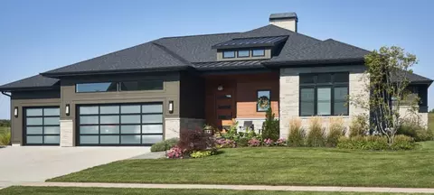 2909 Briar Dr, Spring Grove, IL 60081