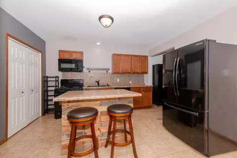 Kitchen - 511 Armstrong St, Morris, IL 60450 photo 3 of 3
