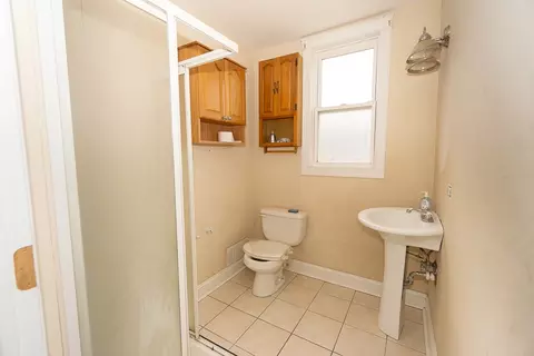 Bath - 253 Mcclure Ave, Elgin, IL 60123 photo 1 of 3
