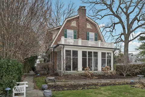 174 Woodland Ave, Winnetka, IL 60093